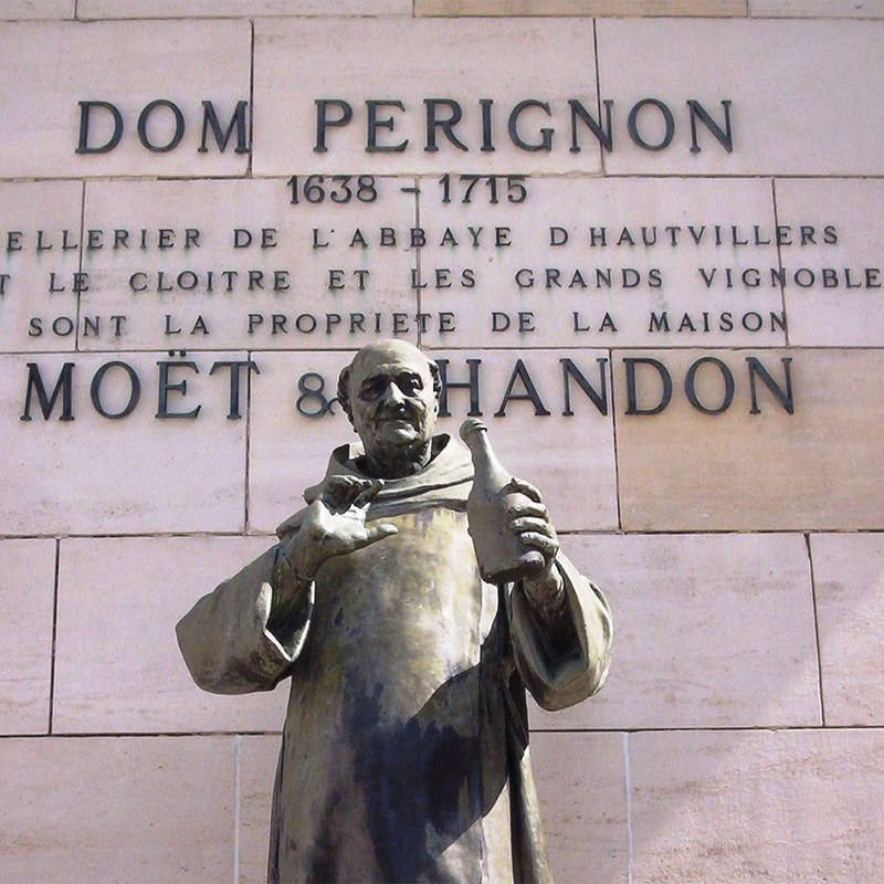 DOM PERIGNON  - foto 1